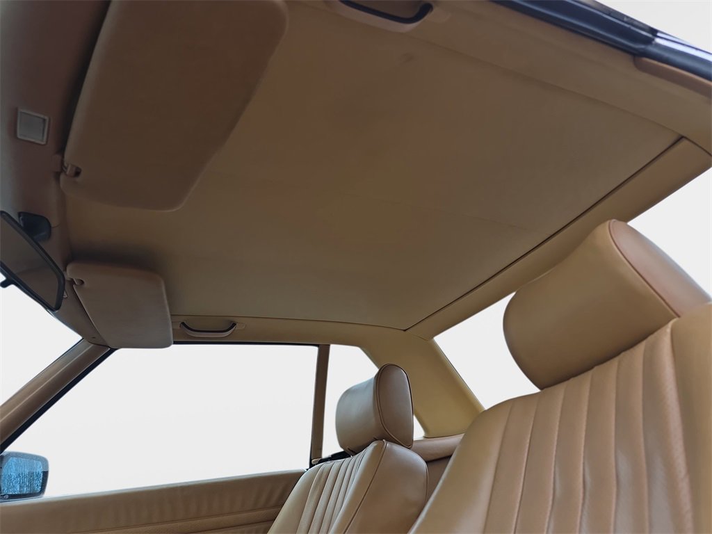 Used 1987 Mercedes-Benz 560 SL image 30
