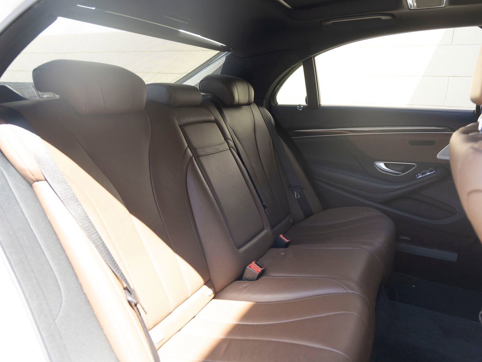 Used 2017 Mercedes-Benz S 550 Sedan image 23