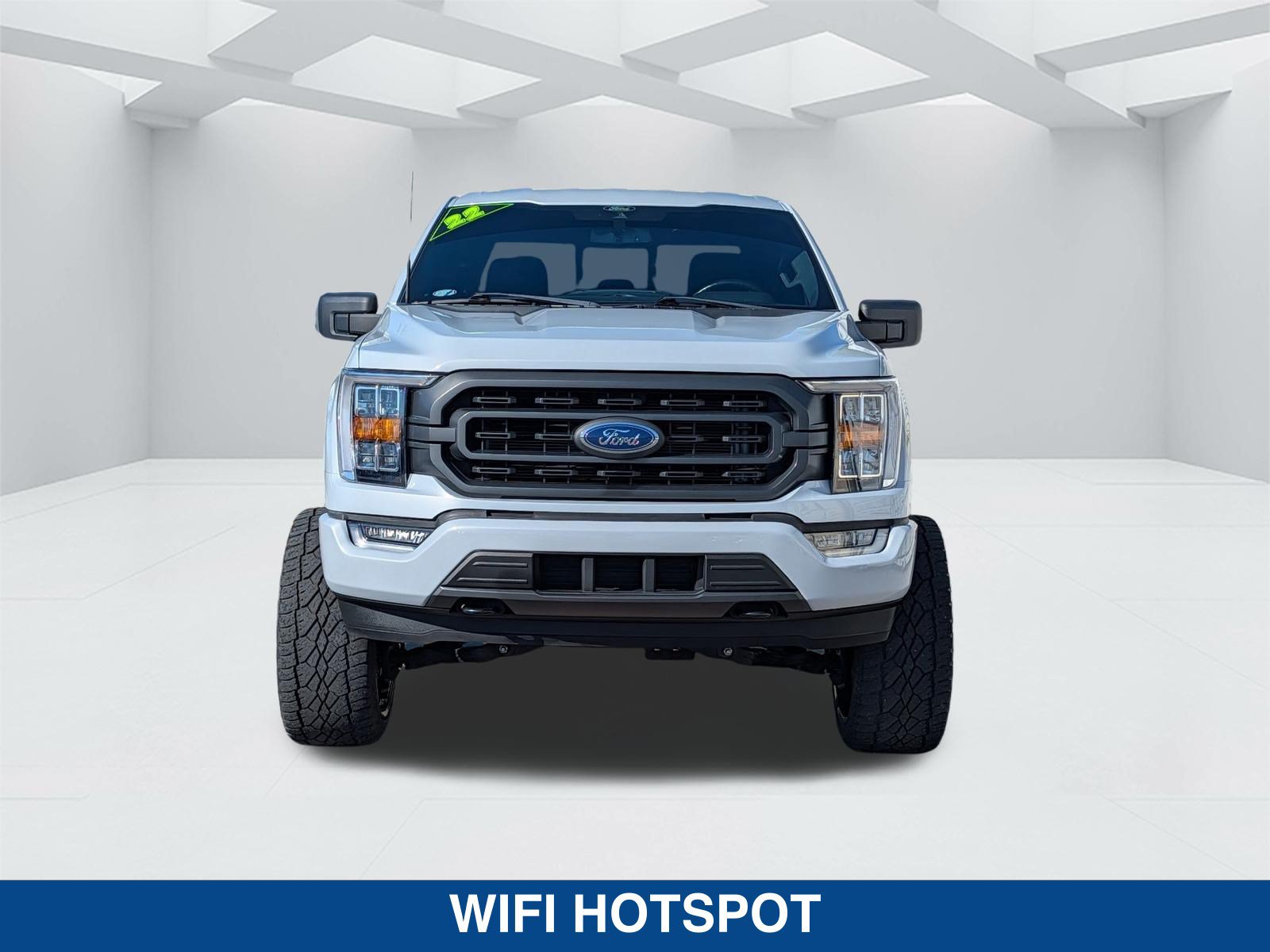 Used 2022 Ford F150 XLT w/ Equipment Group 302A High AWD/4WD image 9
