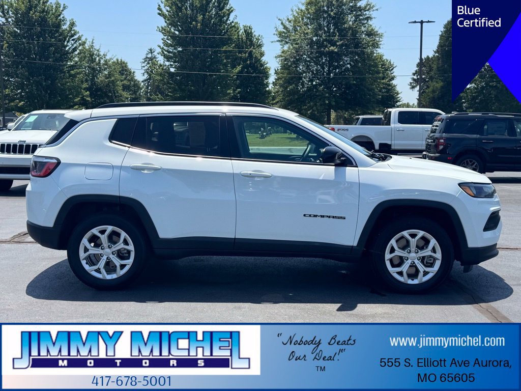 Used 2024 Jeep Compass Latitude AWD/4WD image 21