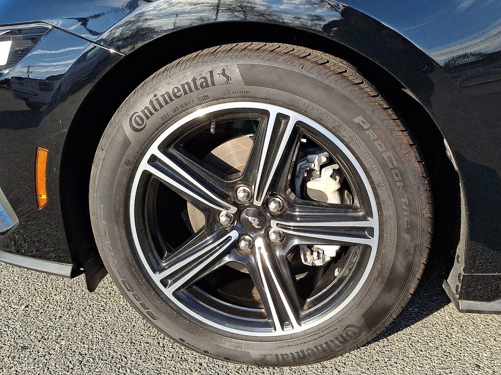 Used 2024 Ford Mustang Premium image 8