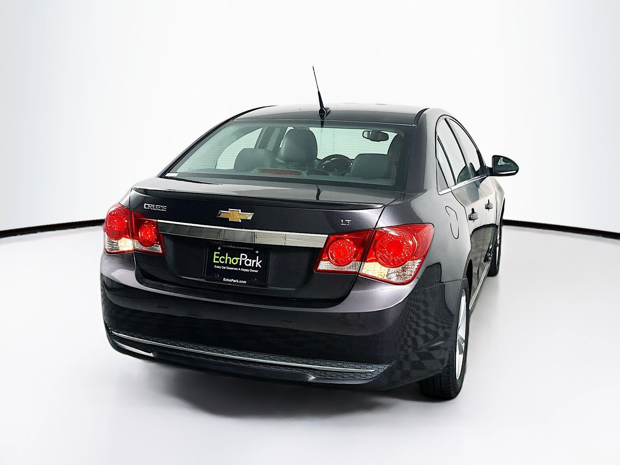 Used 2014 Chevrolet Cruze LT w/ RS Package image 9