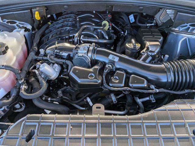 Certified 2024 Jeep Grand Cherokee L Laredo image 32