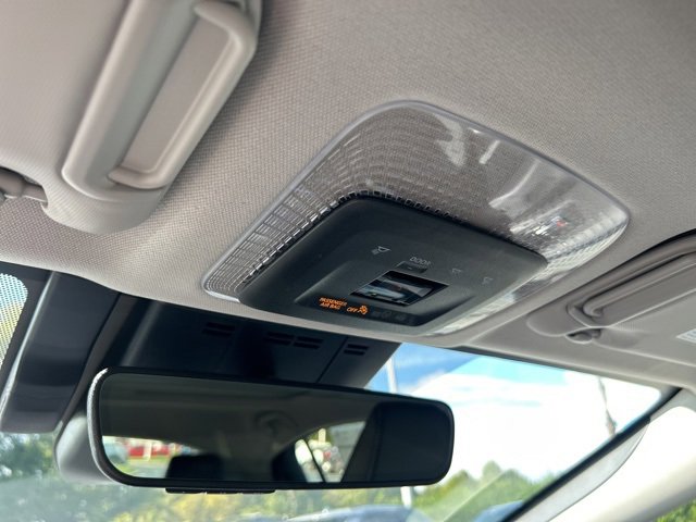 New 2026 Toyota Prius Plug-In Hybrid image 27