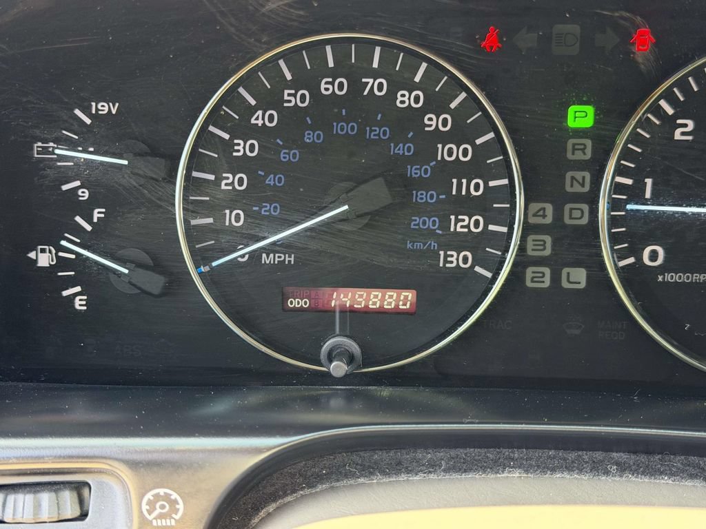 Used 2004 Lexus LX 470 4WD image 28
