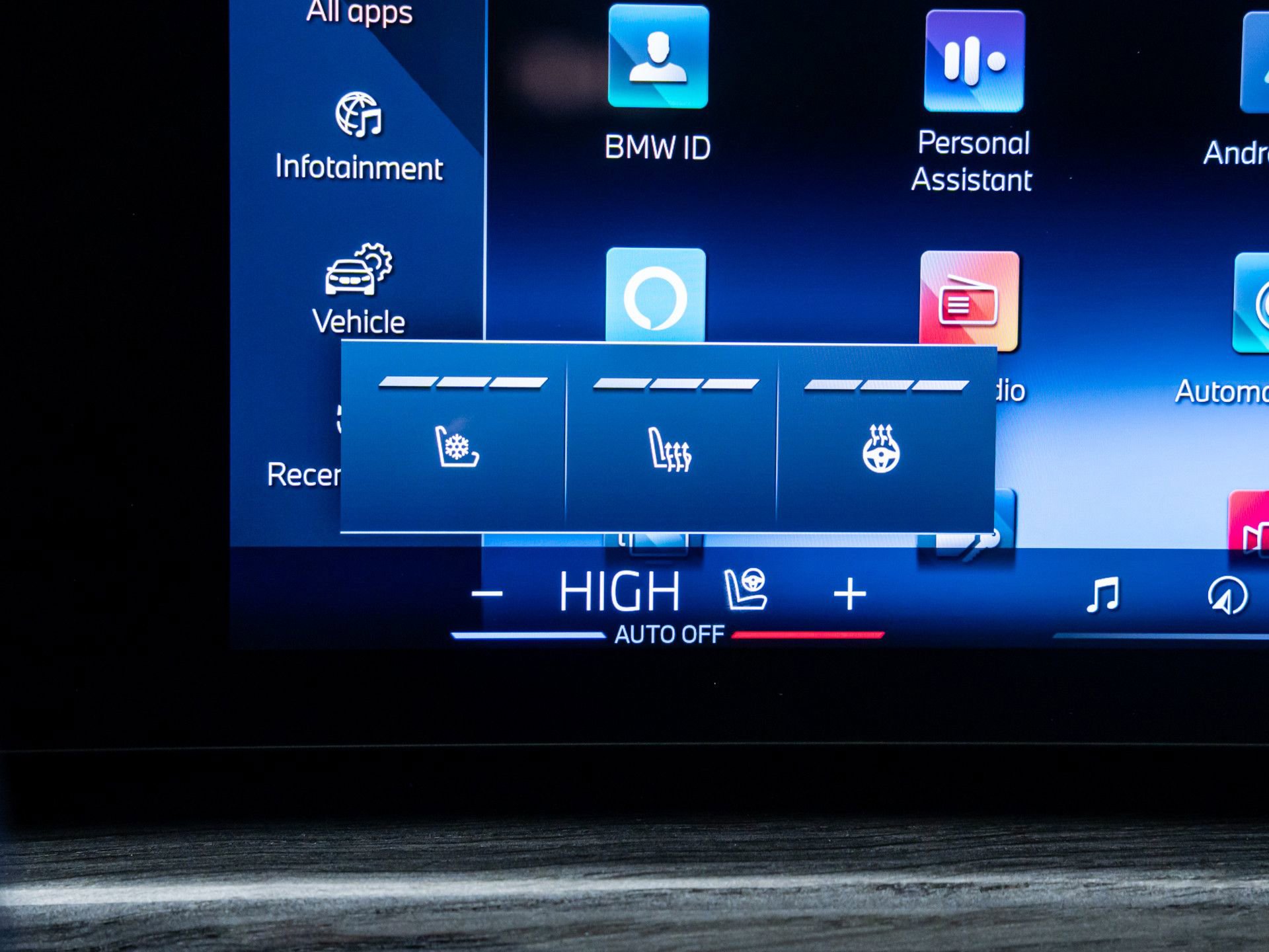 Used 2025 BMW 760i xDrive 760i xDrive w/ Executive Package image 29