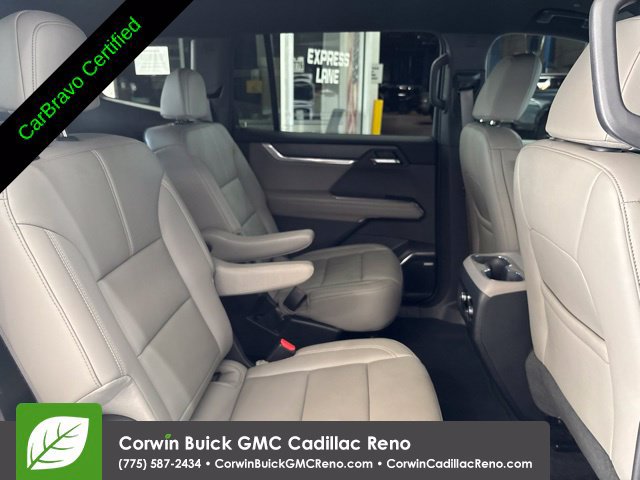 Certified 2026 GMC Acadia Elevation w/ Elevation Premium Package AWD/4WD image 33