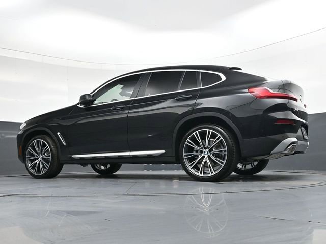 Used 2025 BMW X4 xDrive30i w/ Premium Package image 33