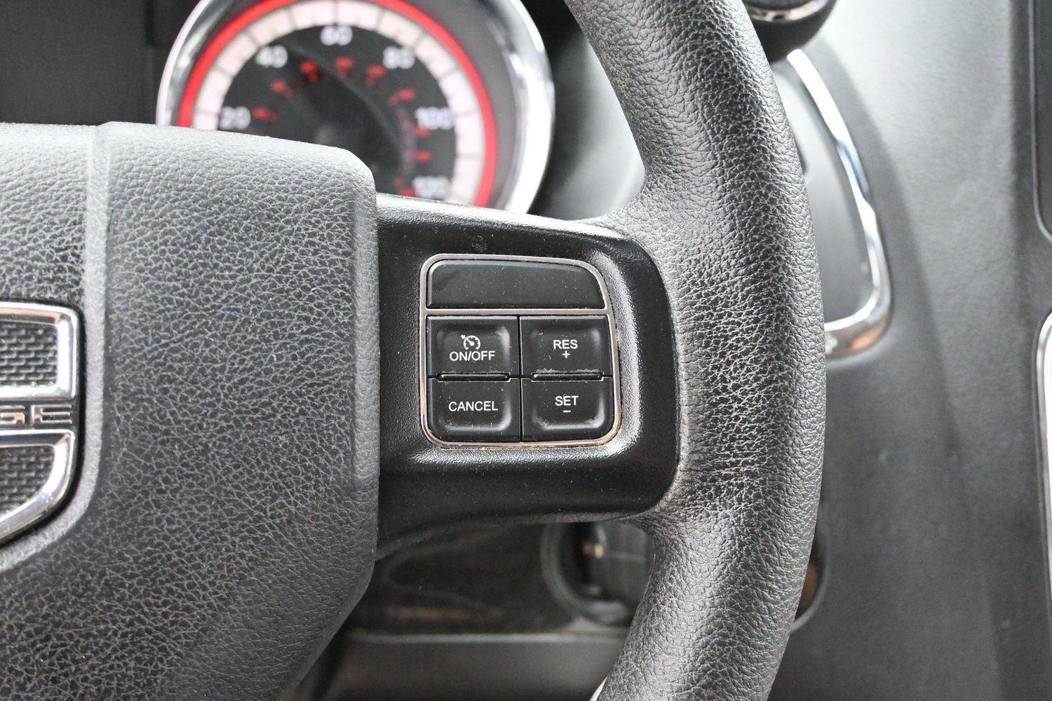 Used 2017 Dodge Grand Caravan SE FWD image 14