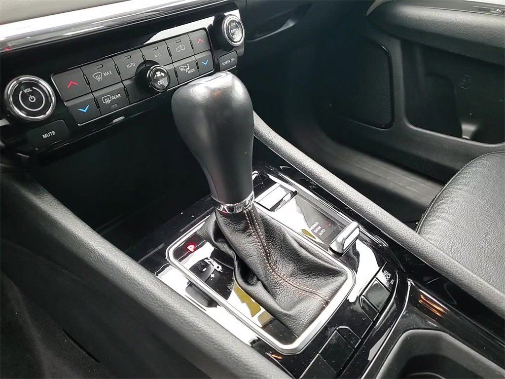 Used 2022 Jeep Compass Limited image 18