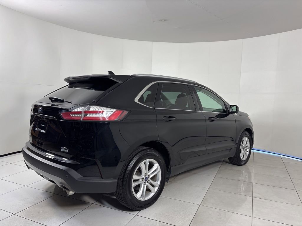 Used 2019 Ford Edge SEL image 5