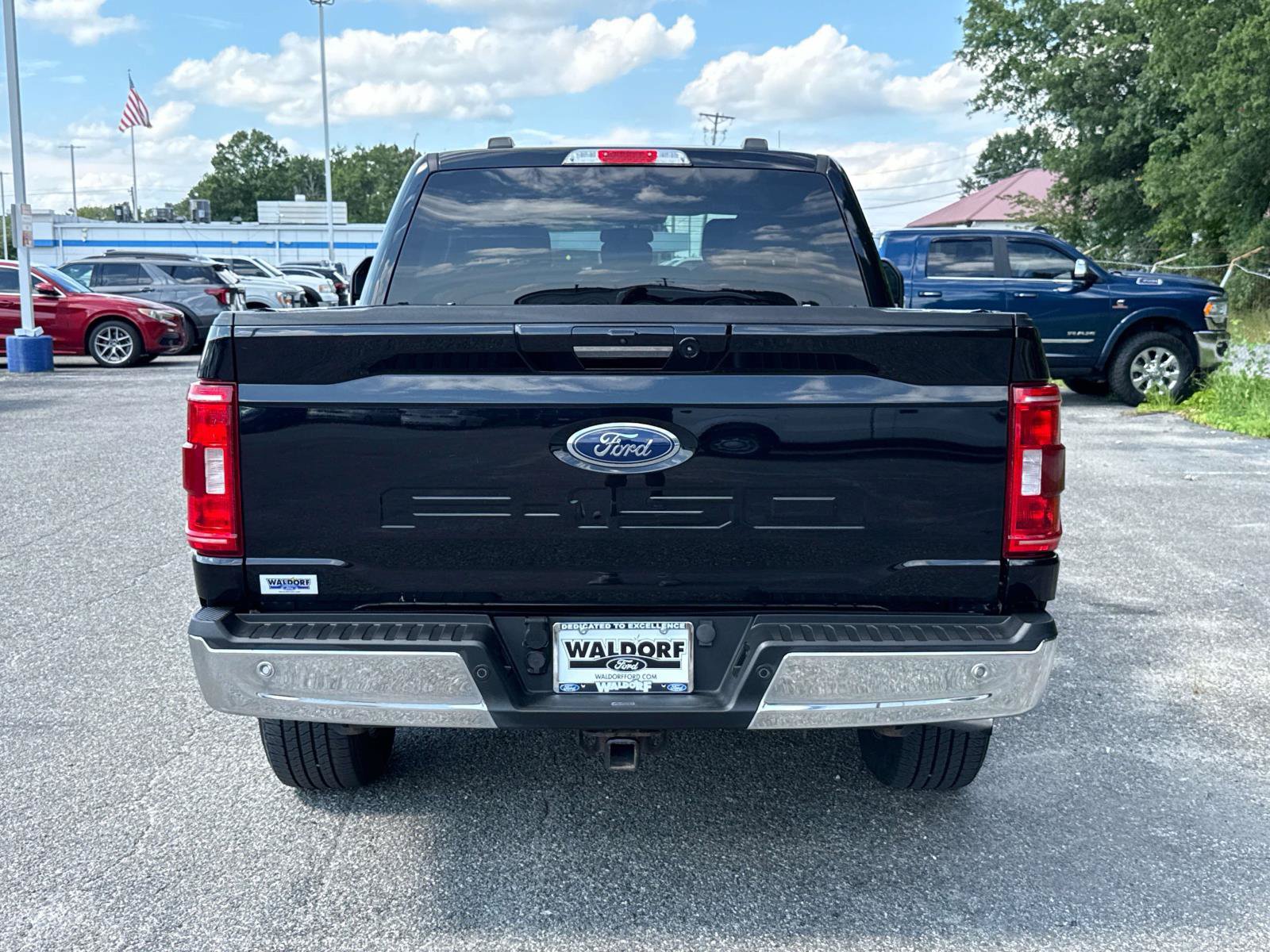 Used 2021 Ford F150 XLT w/ Equipment Group 302A High AWD/4WD image 3