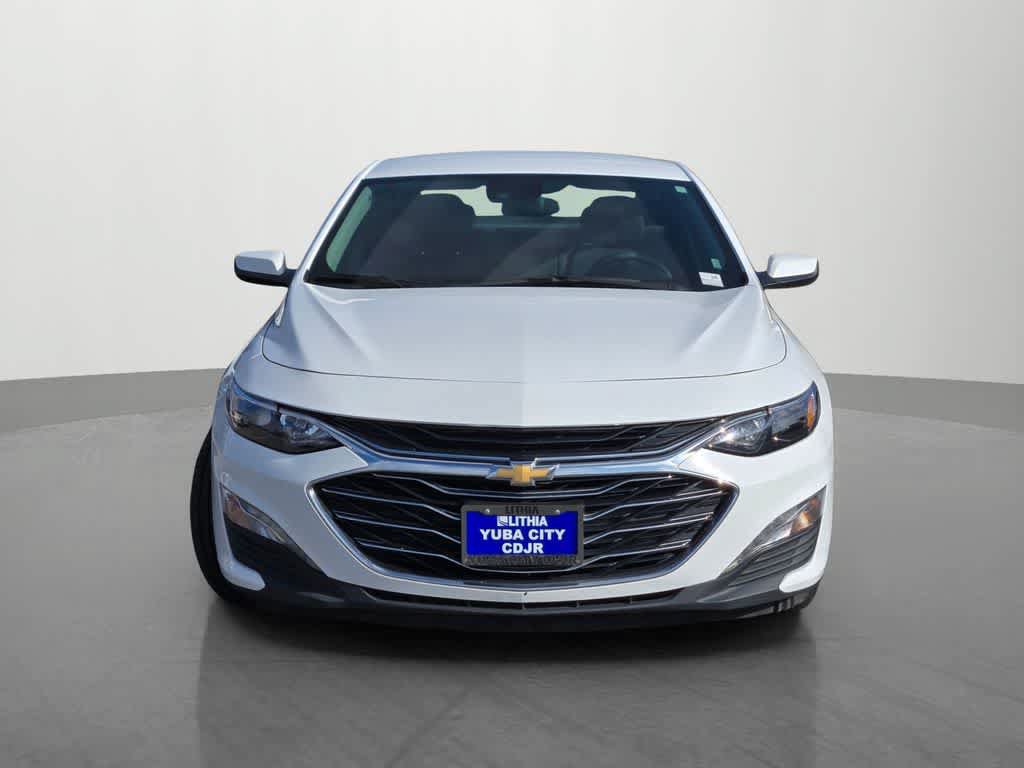 Used 2024 Chevrolet Malibu LT FWD image 2