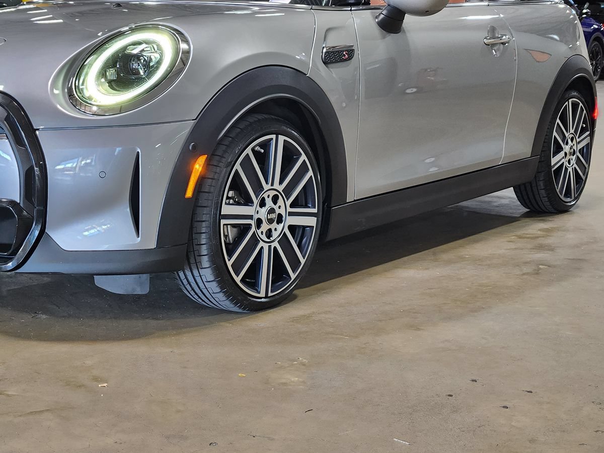 Used 2023 MINI Cooper S FWD image 19