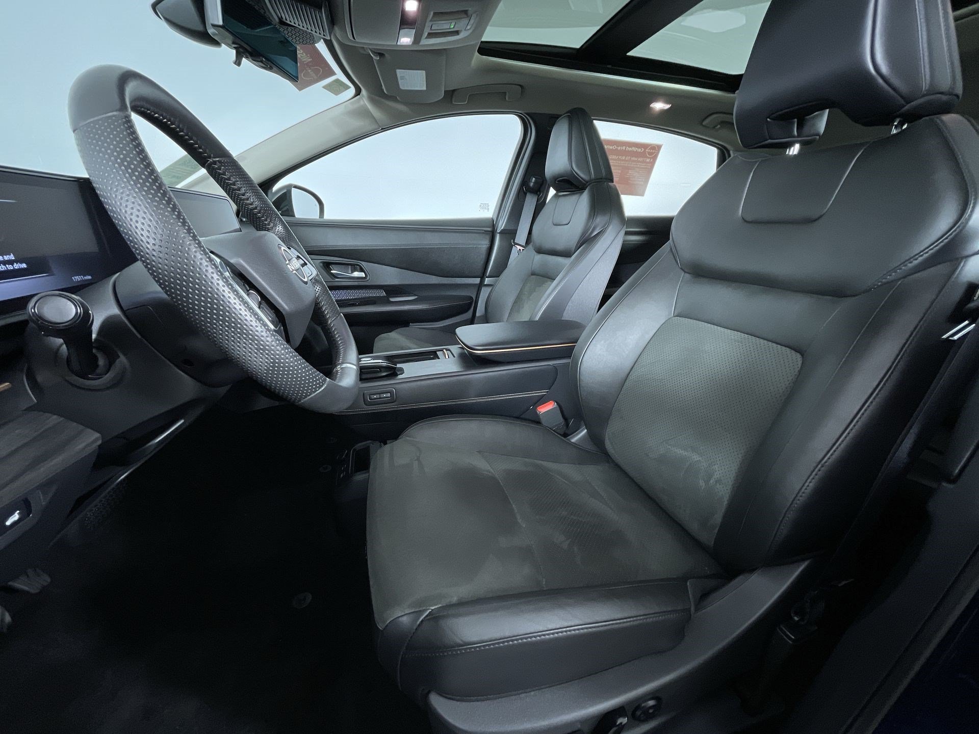 Certified 2024 Nissan Ariya AWD image 15