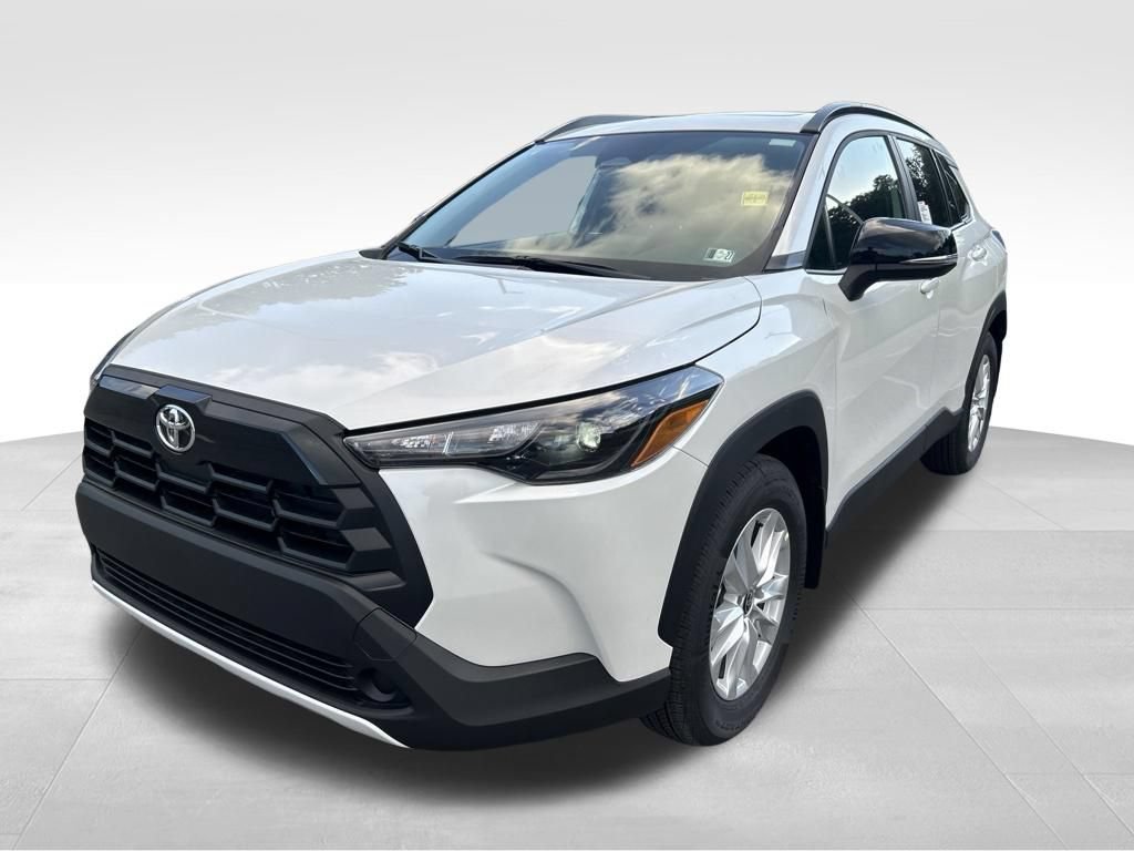 New 2026 Toyota Corolla Cross LE w/ Moonroof Package