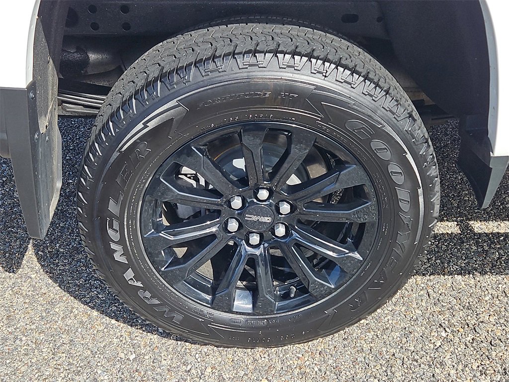 Used 2022 GMC Canyon Elevation w/ Trailering Package image 9