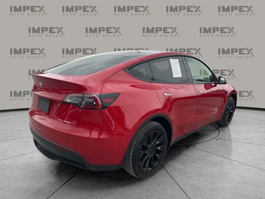 Used 2022 Tesla Model Y Long Range image 5