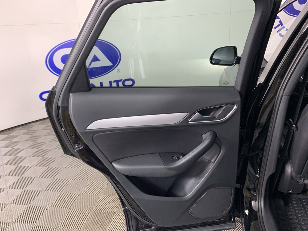 Used 2017 Audi Q3 2.0T Premium w/ Convenience Package image 30