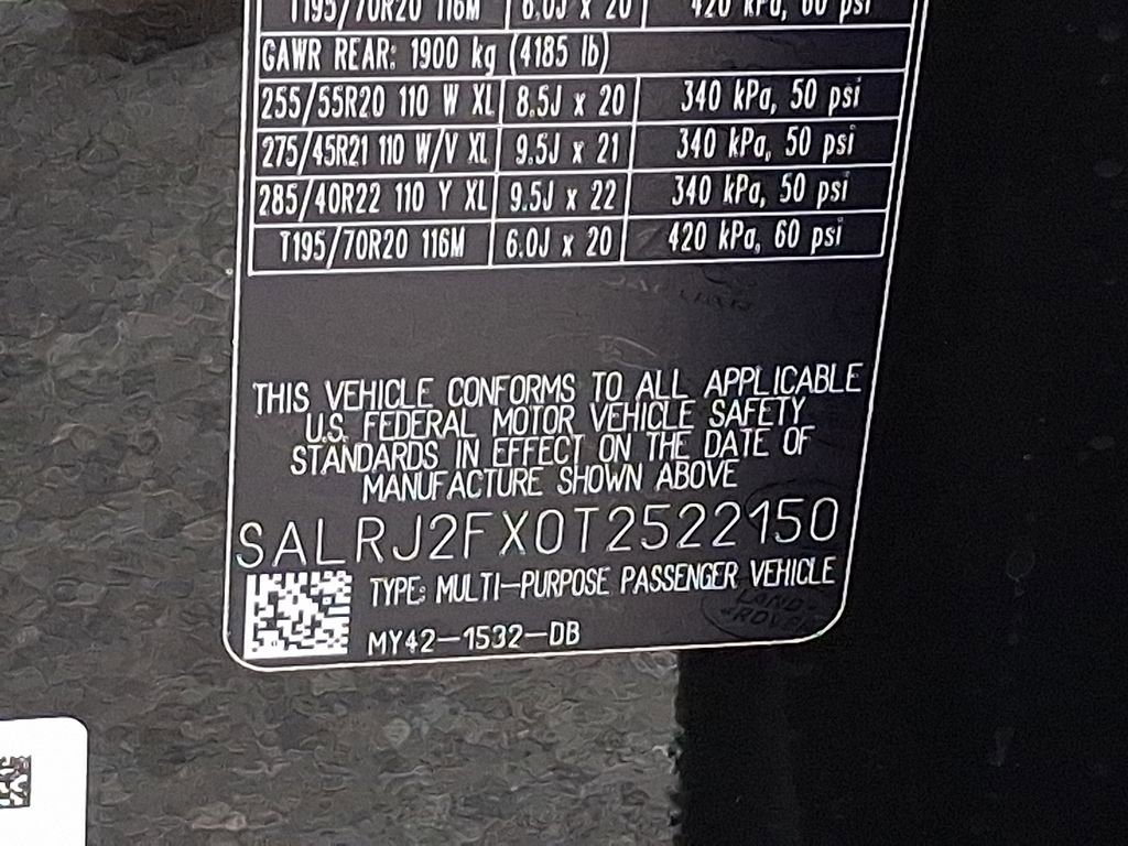 New 2026 Land Rover Discovery S image 17