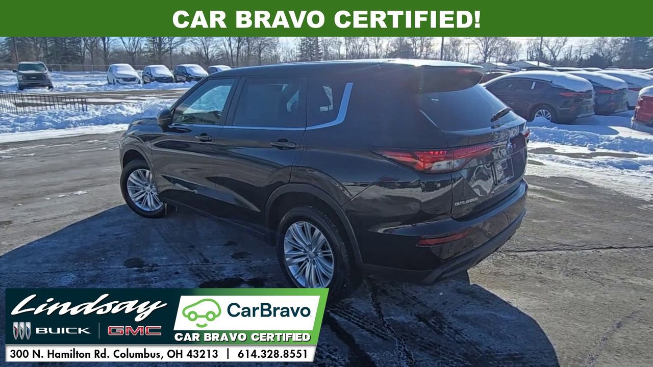Used 2023 Mitsubishi Outlander ES image 6