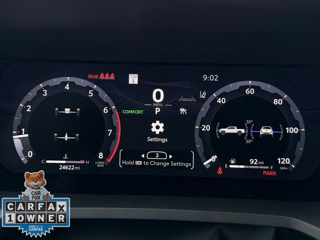 Used 2025 Toyota Tacoma Limited AWD/4WD image 14