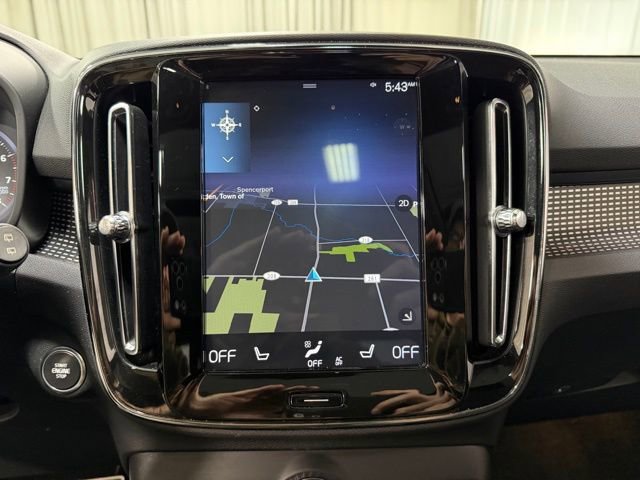 Used 2019 Volvo XC40 T5 R-Design image 14