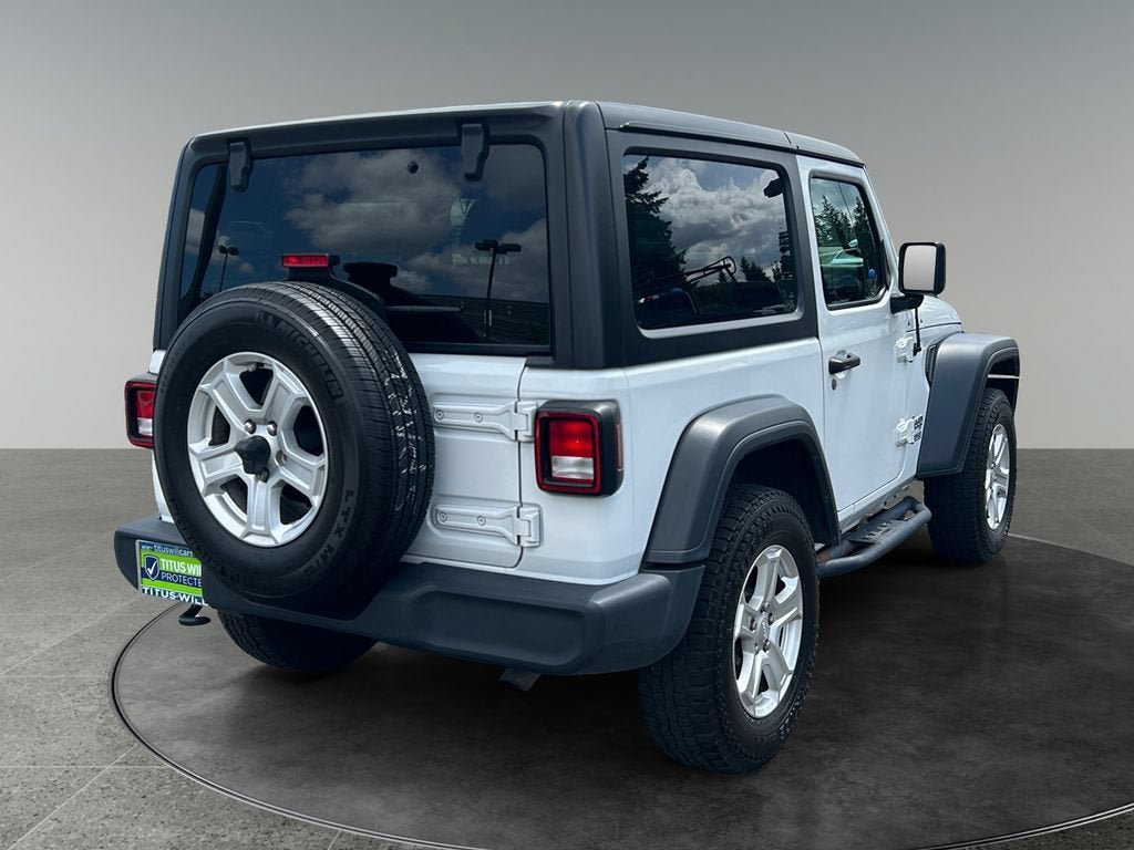 Used 2018 Jeep Wrangler Sport AWD/4WD image 9