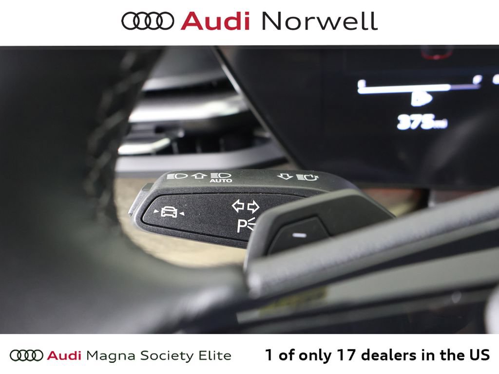 Used 2025 Audi Q5 Premium Plus w/ Premium Plus AWD/4WD image 28