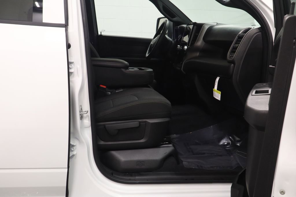New 2026 RAM 3500 Tradesman AWD/4WD image 21