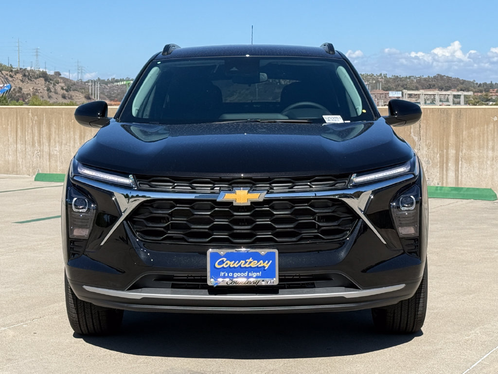 New 2026 Chevrolet Trax LT w/ LT Convenience Package FWD image 4
