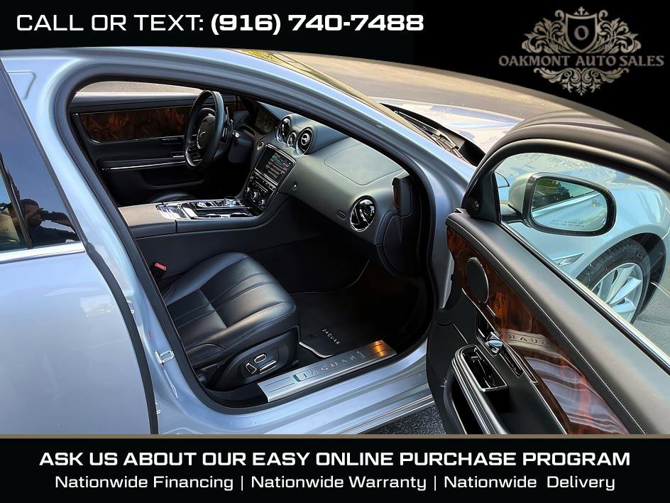 Used 2013 Jaguar XJ RWD image 10