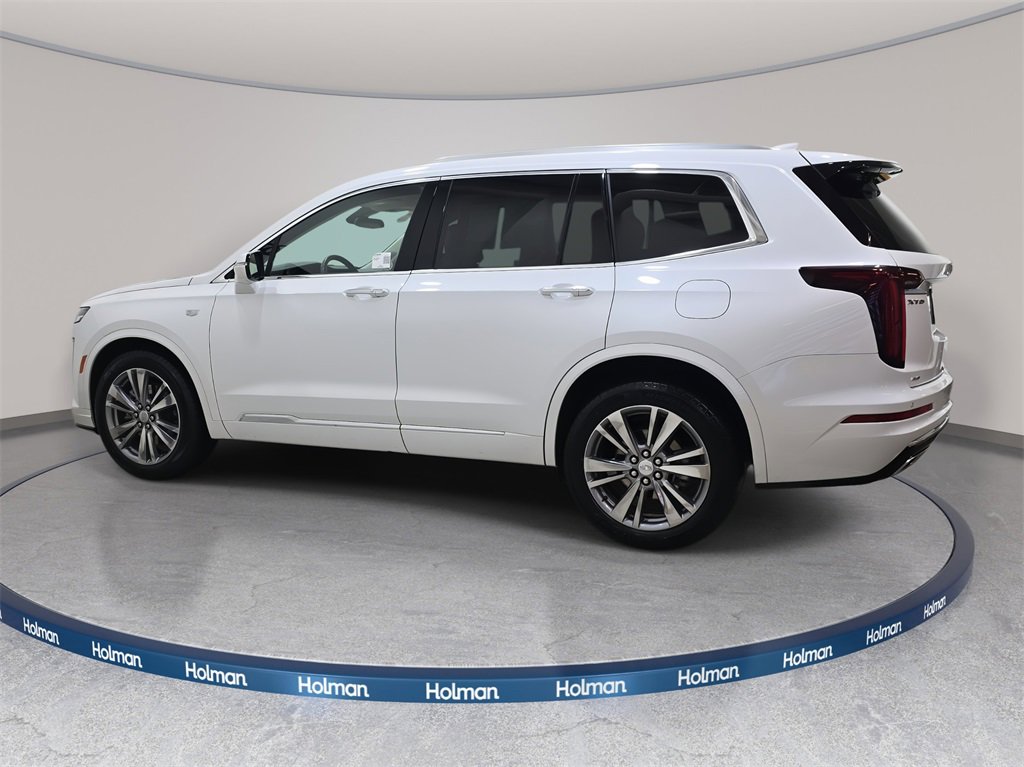 Used 2024 Cadillac XT6 Premium Luxury image 9