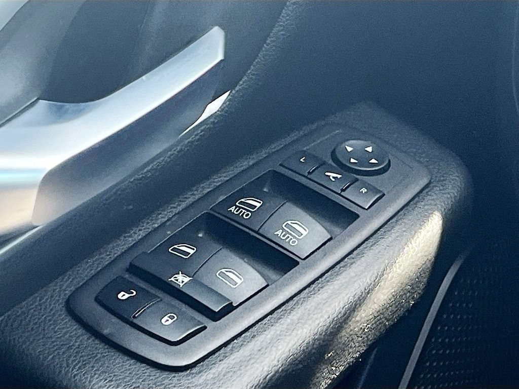 Used 2023 RAM 1500 Big Horn AWD/4WD image 18