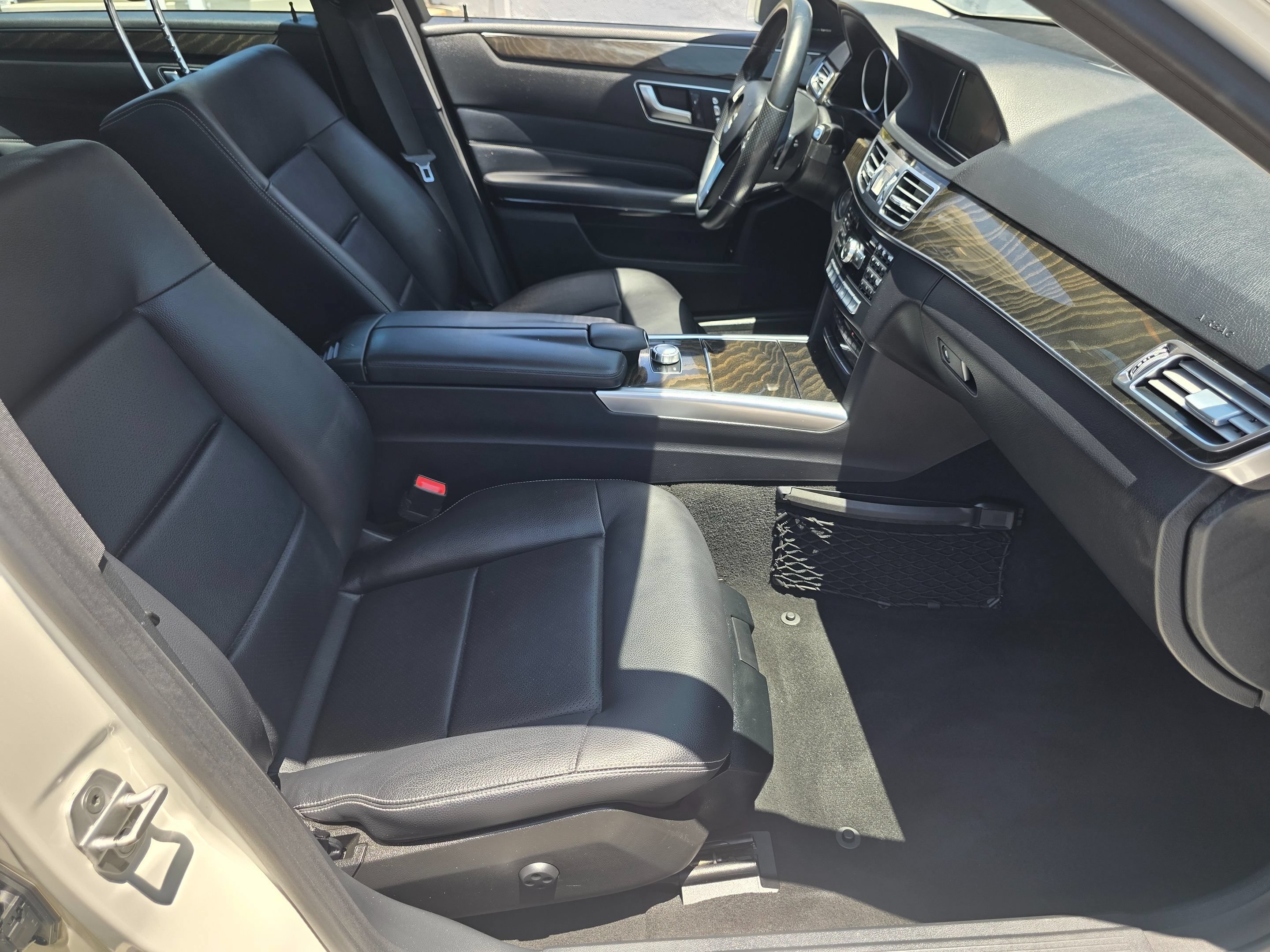 Used 2015 Mercedes-Benz E 350 Sedan w/ Premium 1 Package image 9