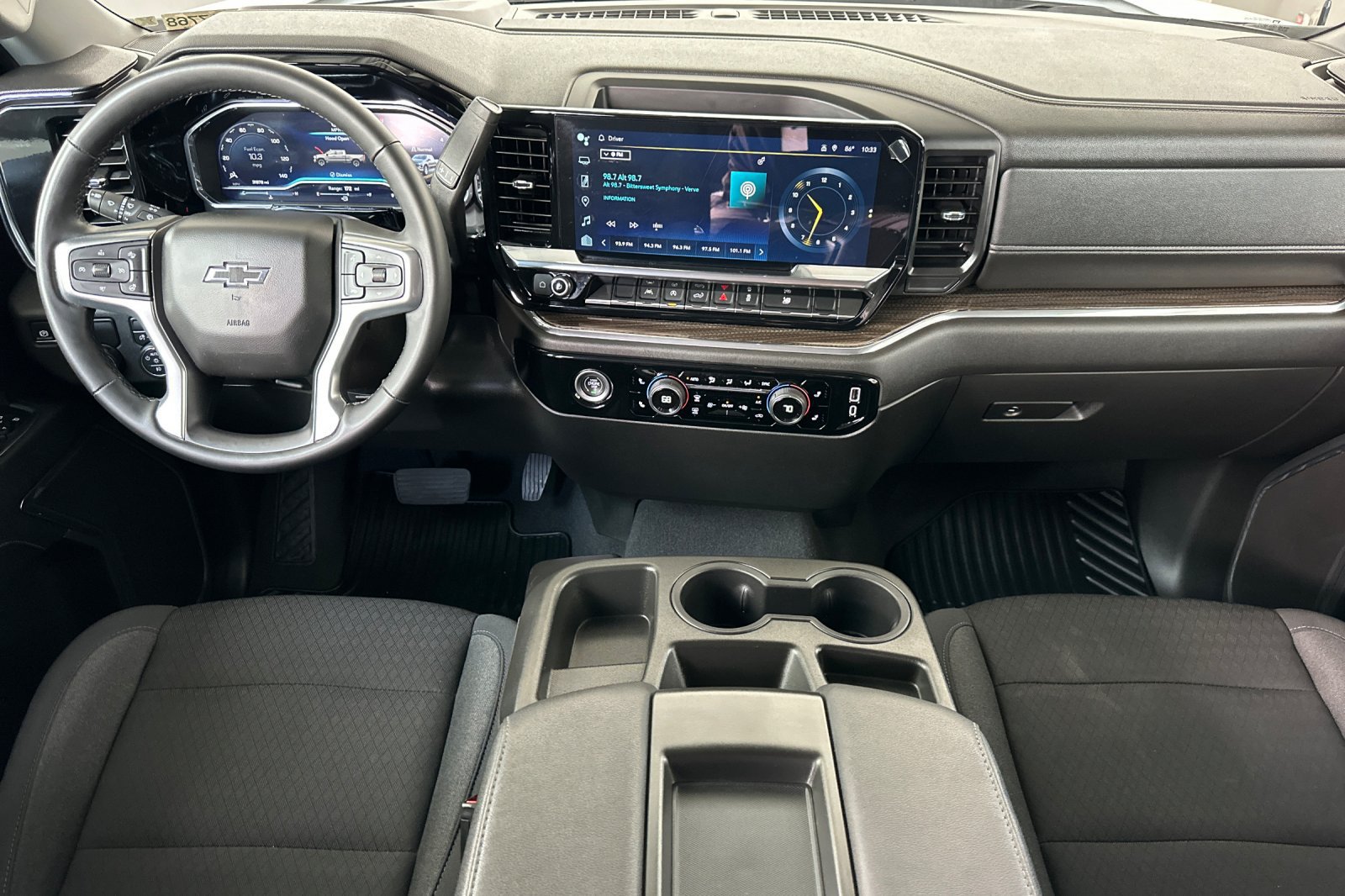 Certified 2024 Chevrolet Silverado 1500 RST w/ LPO, Dark Essentials Package RWD image 16