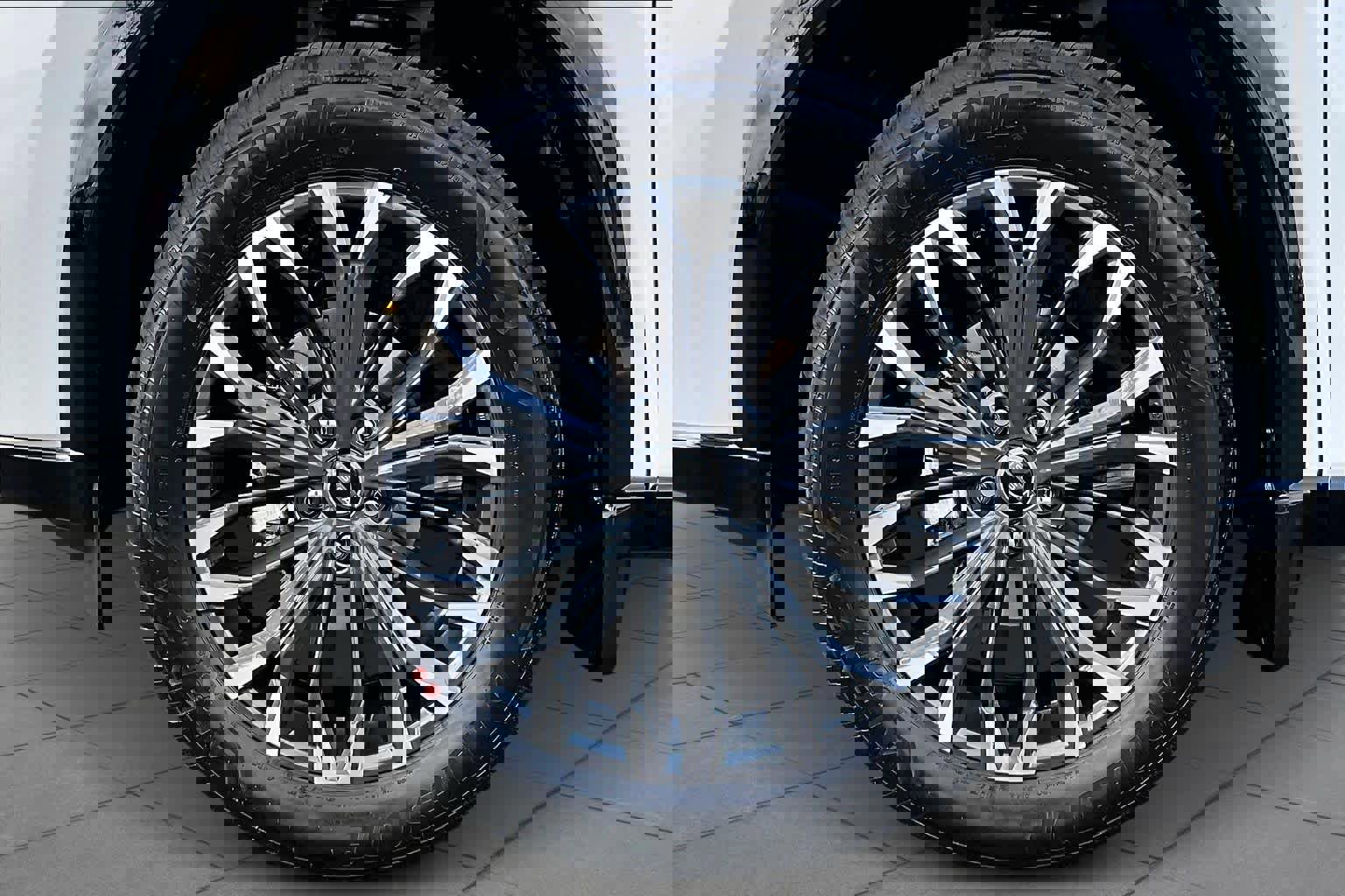 New 2026 Nissan Rogue Platinum image 11