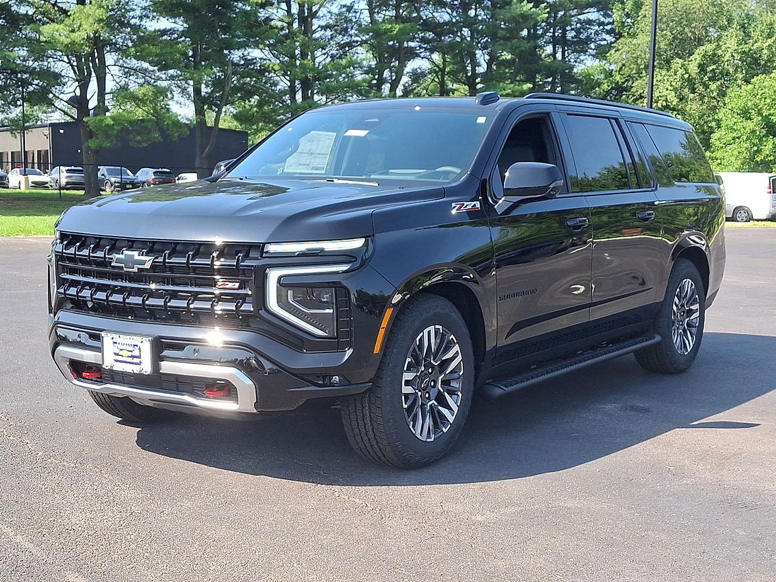 New 2026 Chevrolet Suburban Z71 w/ Z71 Off-Road Package AWD/4WD image 10