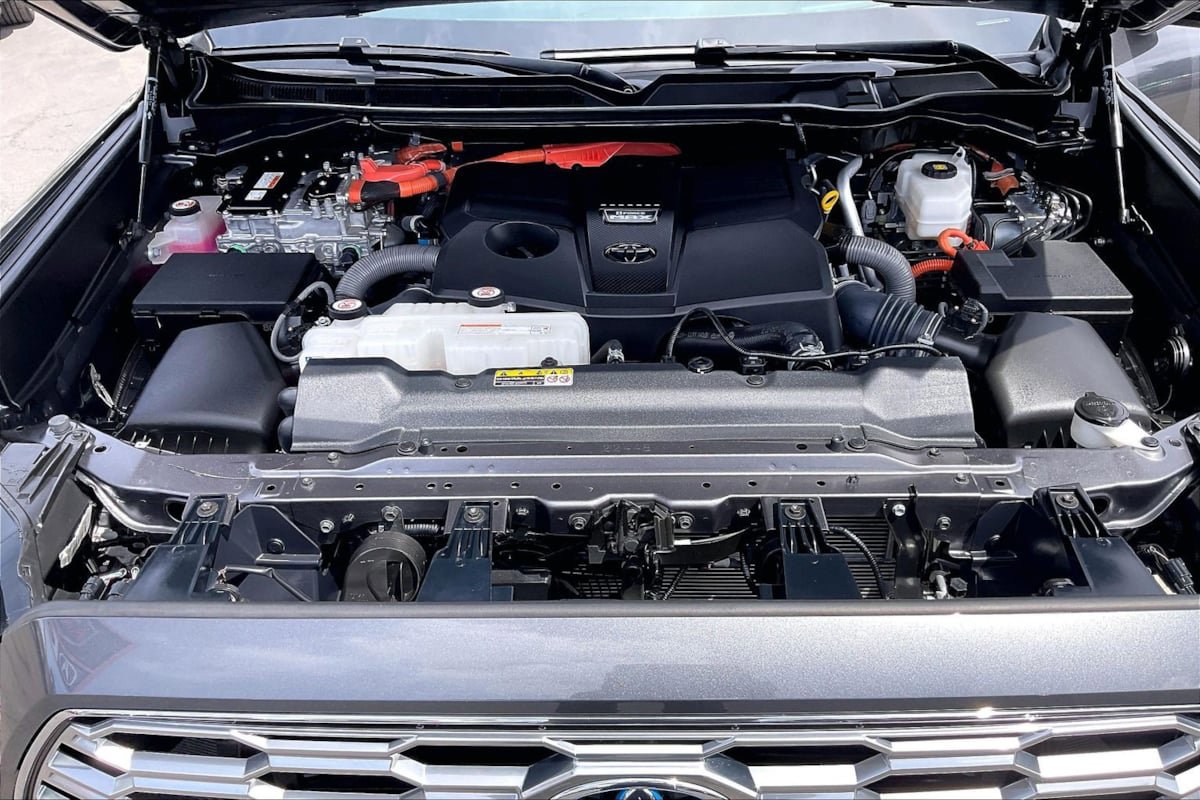 Used 2023 Toyota Sequoia Capstone AWD/4WD image 10