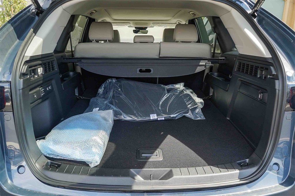 New 2025 MAZDA CX-70 Plug-In Hybrid w/ Premium Pkg image 29