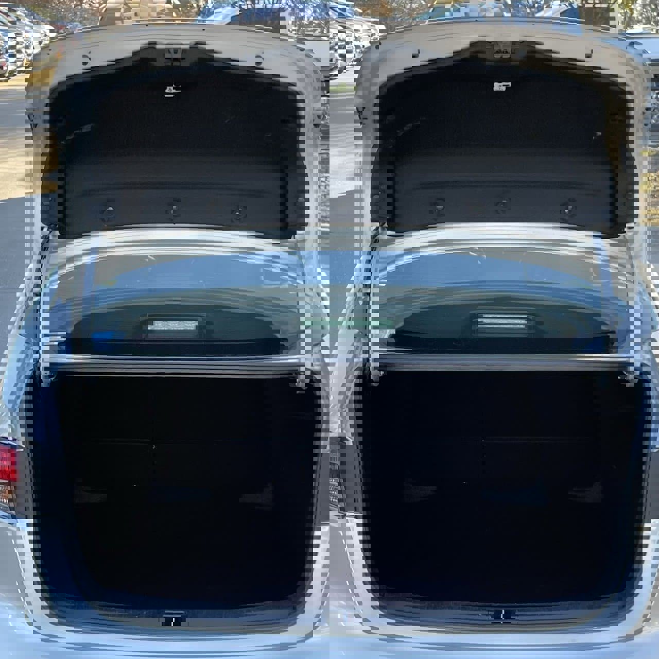 Used 2024 Toyota Corolla LE image 25