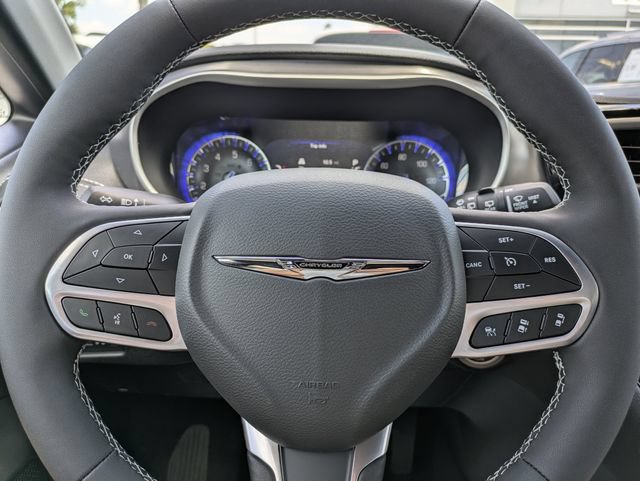 New 2026 Chrysler Pacifica Select FWD image 21