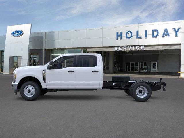 New 2026 Ford F350 XL w/ XL Chrome Package AWD/4WD image 3