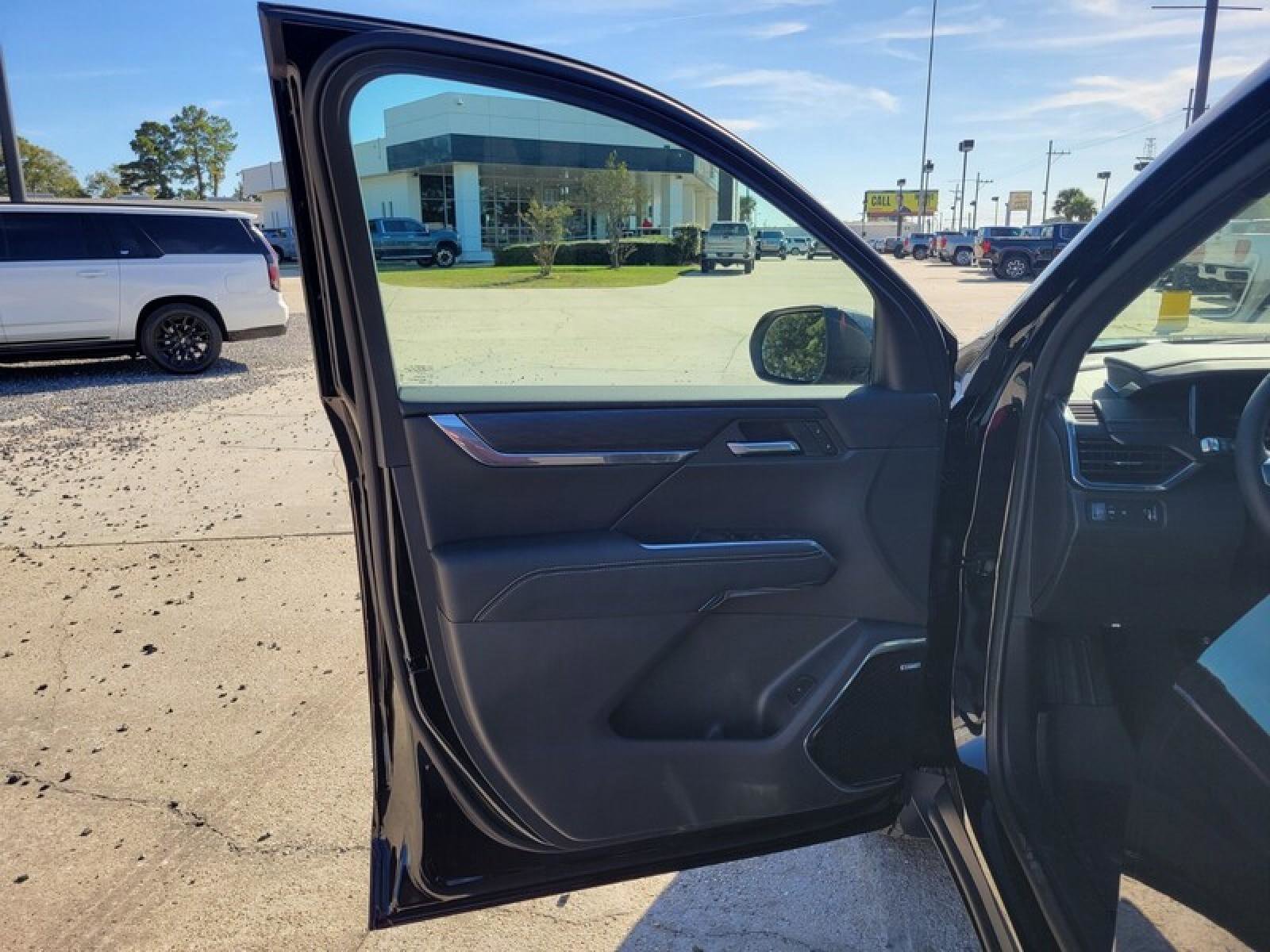 New 2026 GMC Acadia Elevation w/ Black Edition image 13