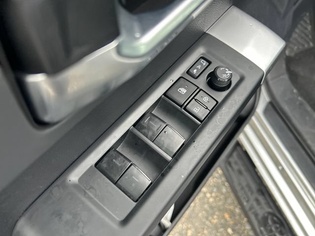 Used 2023 Toyota Tundra Platinum AWD/4WD image 11