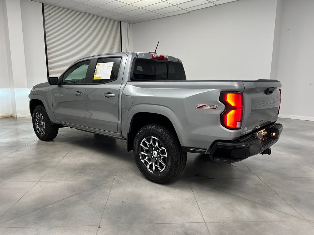 Used 2026 Chevrolet Colorado Z71 AWD/4WD image 5