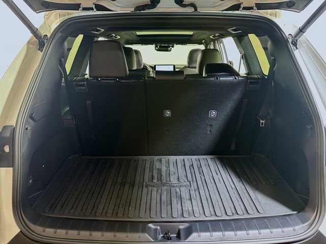 Used 2025 Toyota Grand Highlander AWD Hybrid image 9