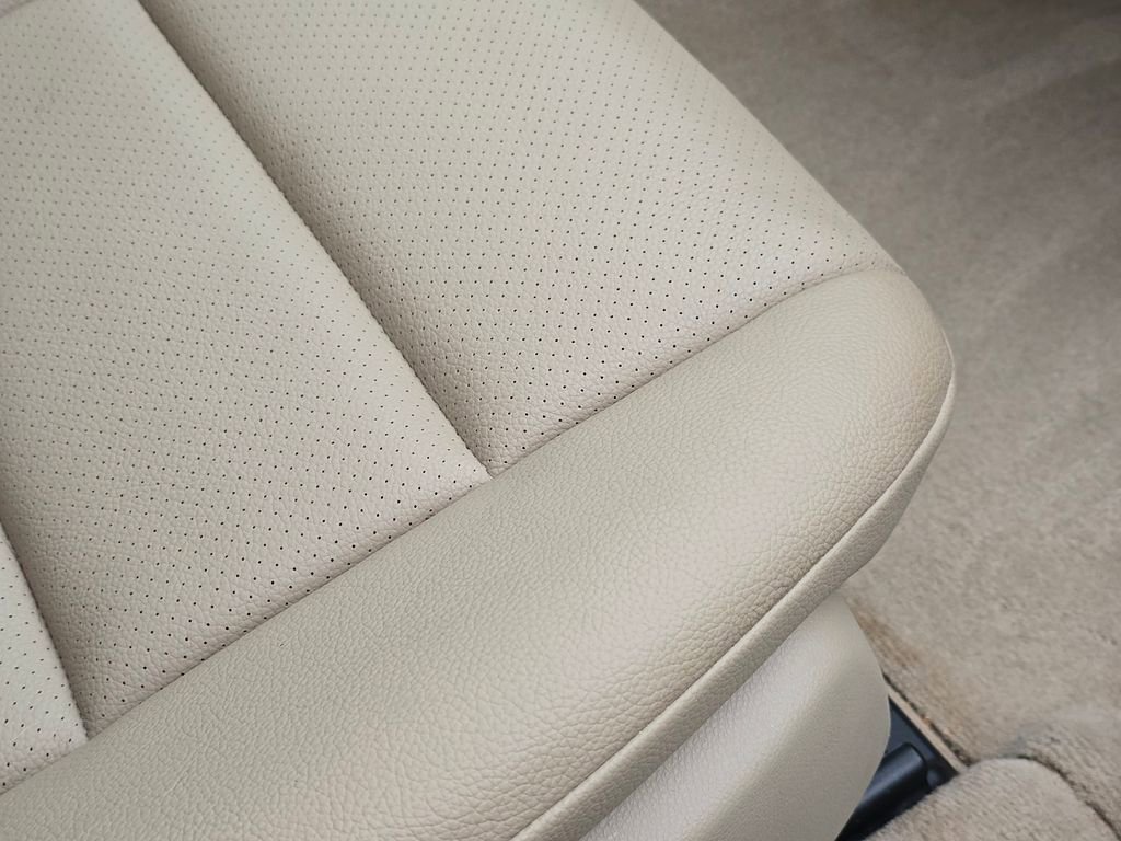 Used 2013 Mercedes-Benz C 300 C 300 image 26