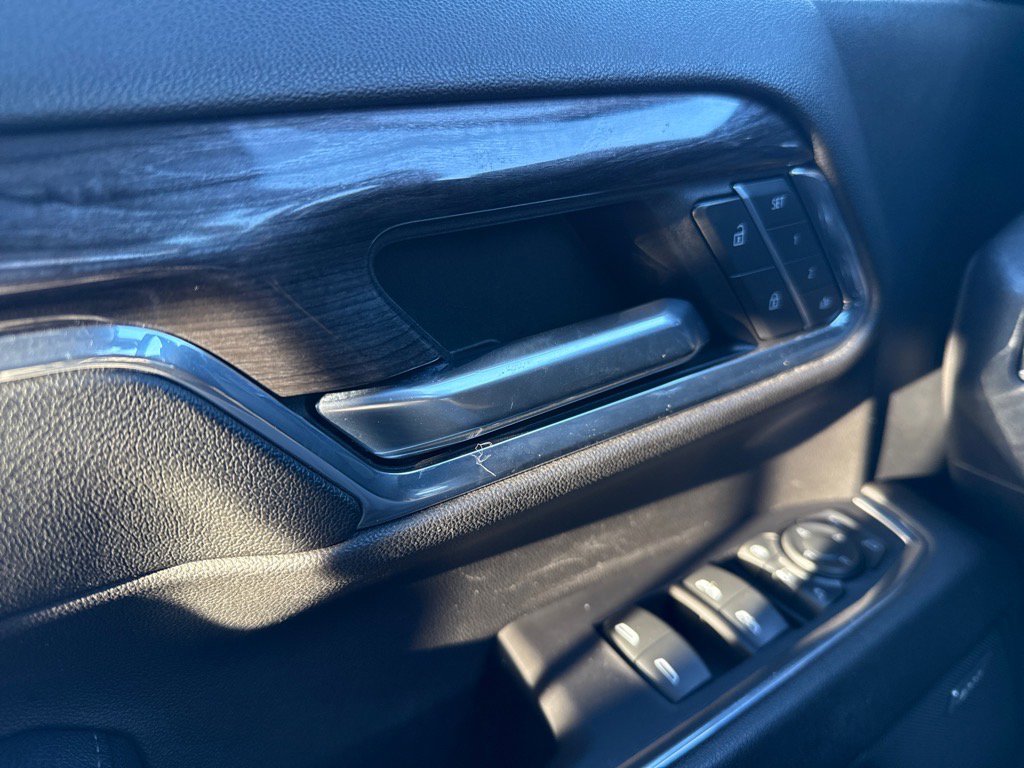 Used 2024 Chevrolet Silverado 3500 LTZ w/ LTZ Convenience Package image 26