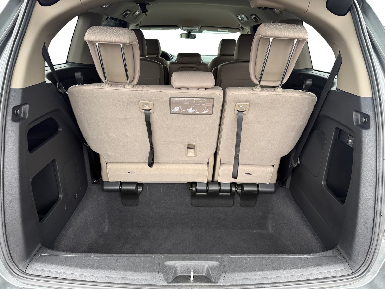 Used 2020 Honda Odyssey EX image 17